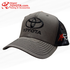 Gorra con logos Toyota