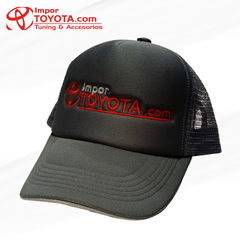 Gorra con logos Toyota