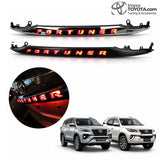 Bisel LED TRD para puerta trasera Toyota Fortuner 2016-2022 - versiones cromado y negro mate encendidas - Importoyota