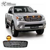 Persiana LED TRD Toyota Hilux Vigo 2007-2012 - instalada con letras TOYOTA y 3 LED ámbar - Importoyota
