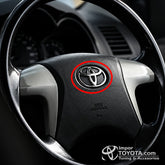 Emblema de Timon Cabrilla Toyota Fortuner Hilux - Importoyota Colombia