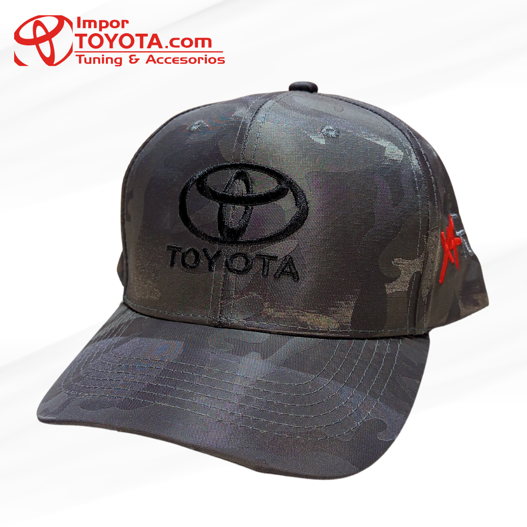 Gorra con logos Toyota