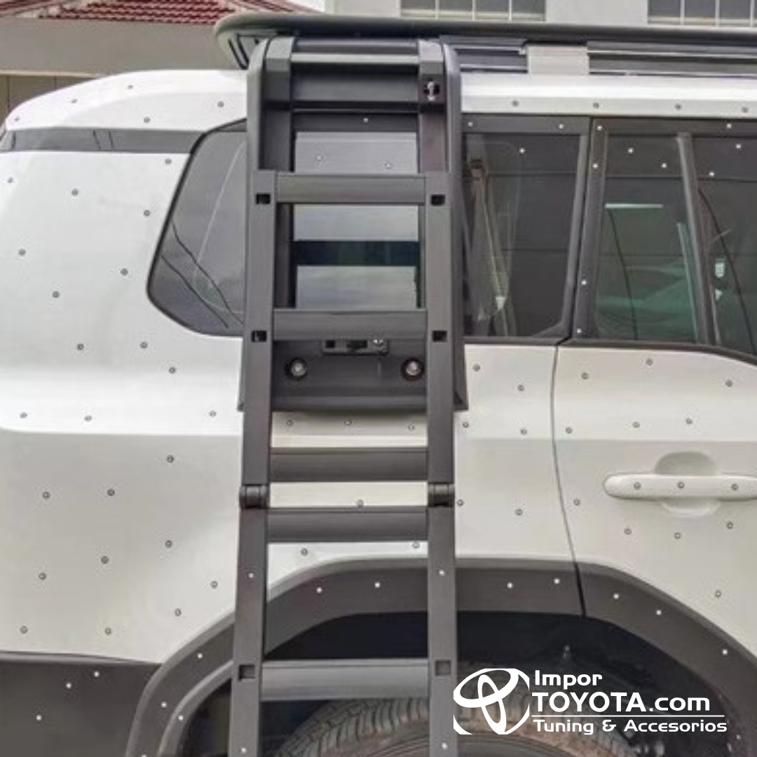 Parrilla con escalera lateral Aluminio - Toyota Prado LC250 2024/2025+