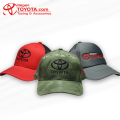 Gorra con logos Toyota