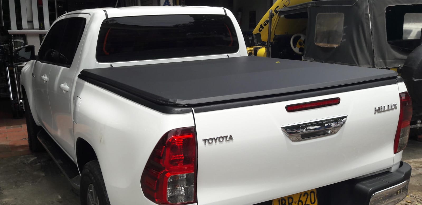 Carpa Plana Enrollable para Hilux, Vigo / Revo