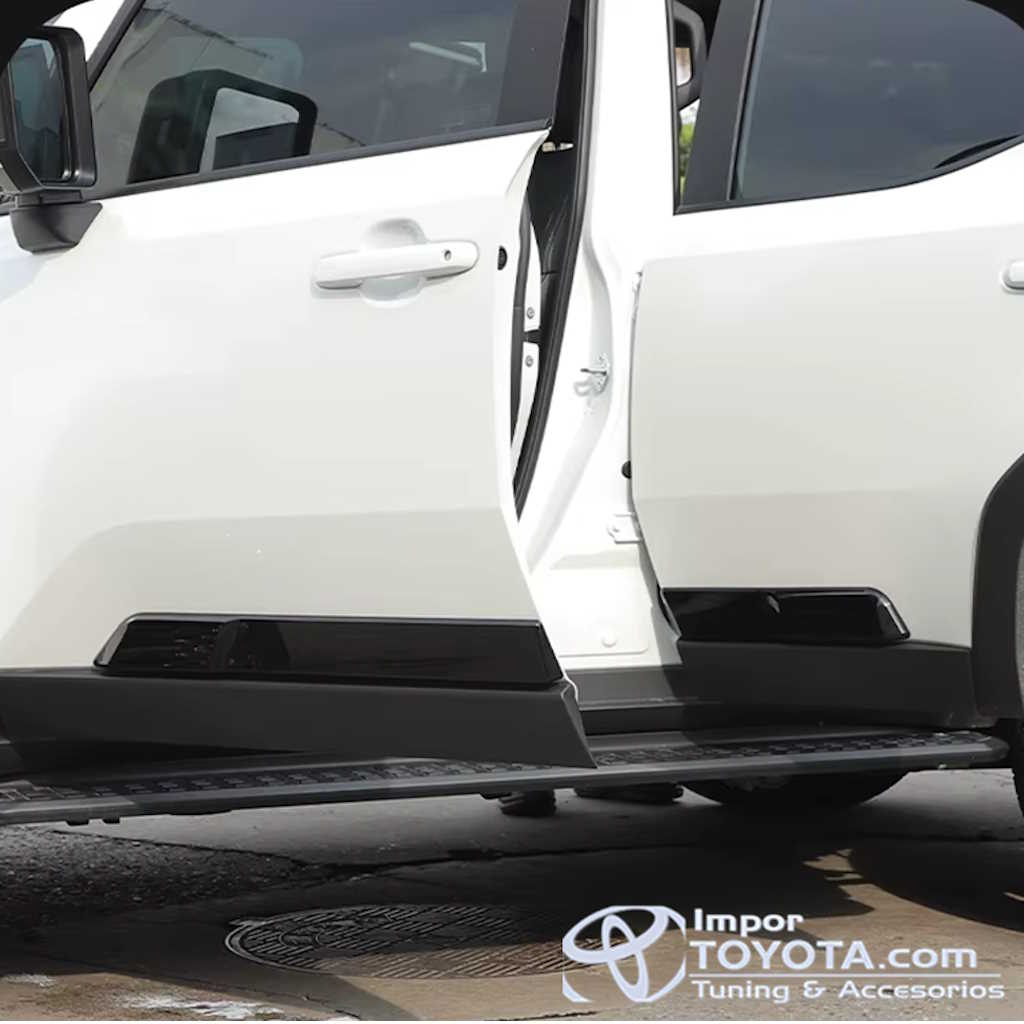 Bisel Protector de Puerta Toyota Prado LC250