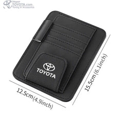 Load image into Gallery viewer, Estuche portadocumento viajero para toyota