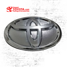 Load image into Gallery viewer, Emblema/ logo Toyota Prado Compuerta Baúl 2010-2013