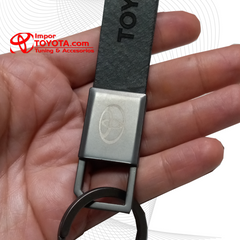 LLavero Toyota Tipo Cuero 6
