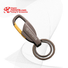 Llavero Pestaña Dorada Toyota Metálico Tipo Candado Con Doble Aro