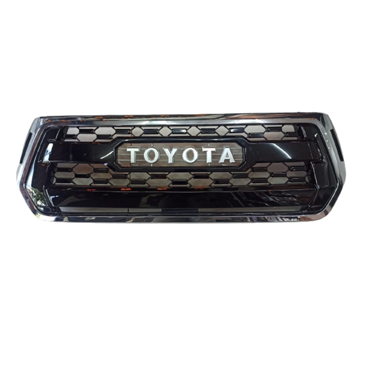 Persiana Cromo TRD Toyota Hilux Revo / Rocco 2018/2020